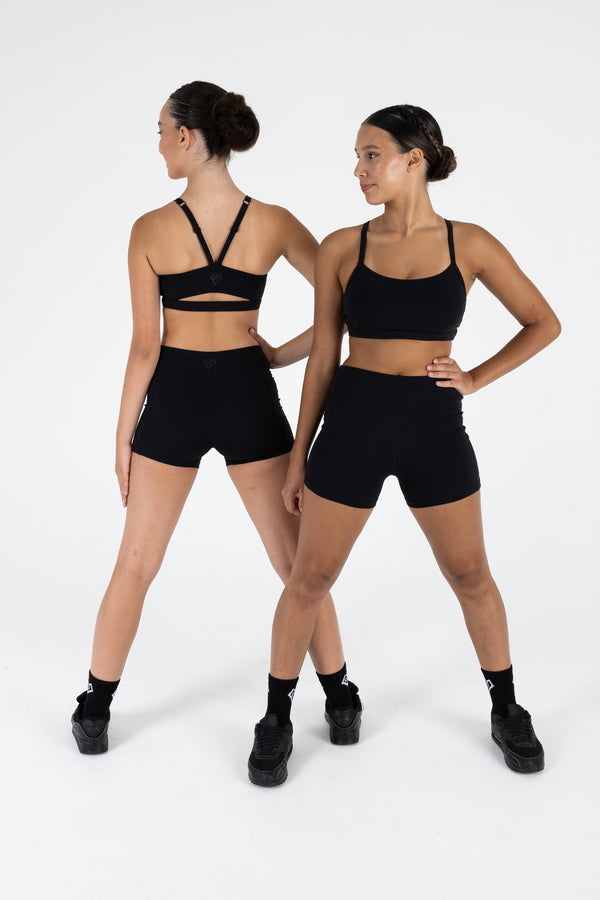 Zoe Crop